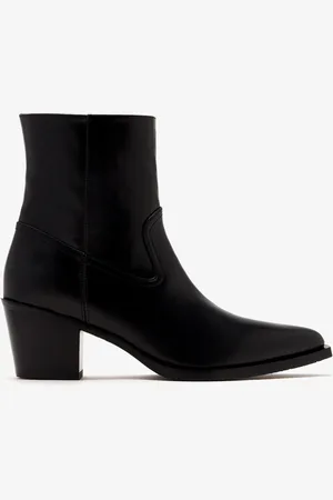 Stuart Weitzman Tate booties