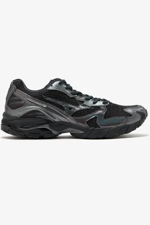 Mizuno Wave Rider 10 sneakers