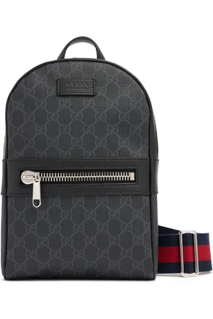 Gucci Gg Supreme Crossbody Bag