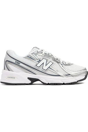 New Balance 740 Sneakers