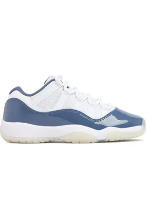 Jordan 11 Retro Low Sneakers