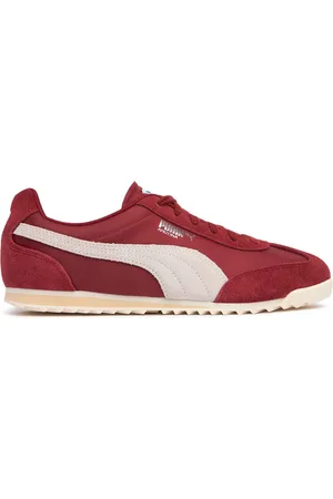 PUMA Arizona Sneakers