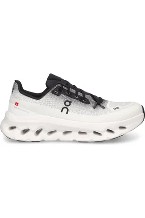 On Running Cloudtilt Sneakers