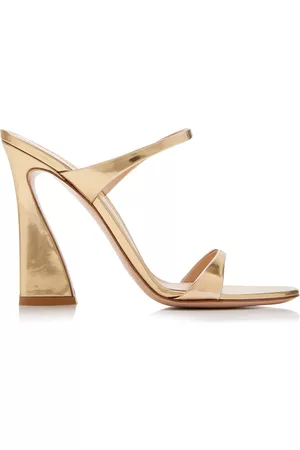 Gianvito Rossi Women Sandals - Women's Aura Metallic Leather Sandals - Gold - IT 36 - Moda Operandi
