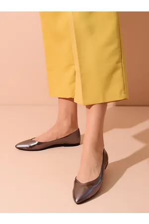 Shoestime Flat Shoes