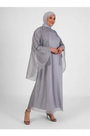 Alía Plus Size Evening Dress