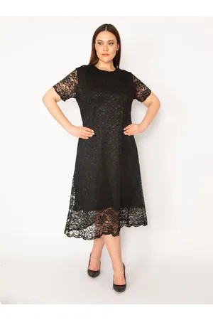 sans Plus Size Dress