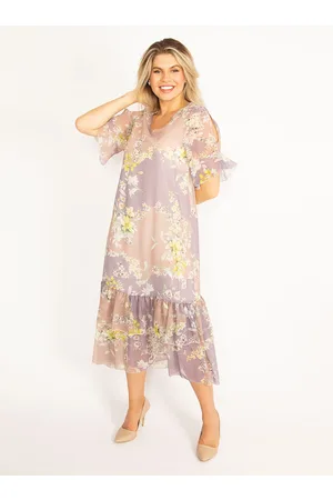 sans Plus Size Dress