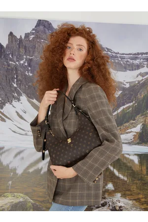 Pierre Cardin Shoulder Bags