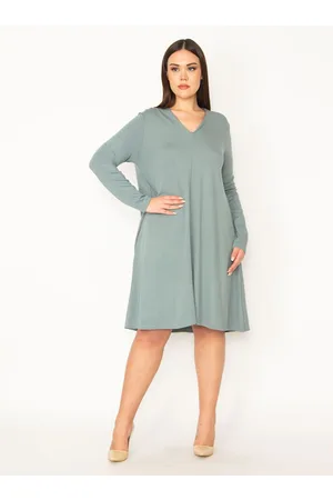 sans Plus Size Dress
