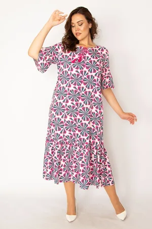 sans Plus Size Dress