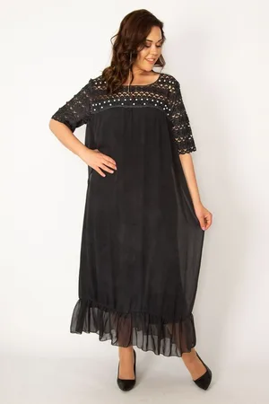 sans Plus Size Dress