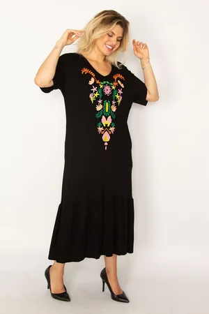 sans Plus Size Dress