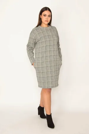 sans Plus Size Dress