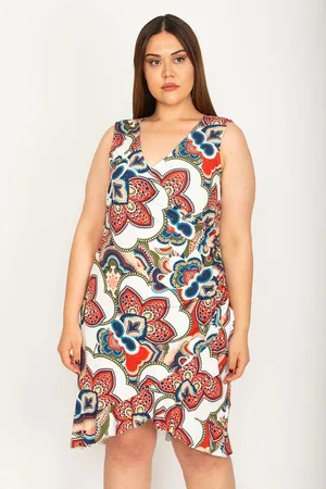sans Plus Size Dress