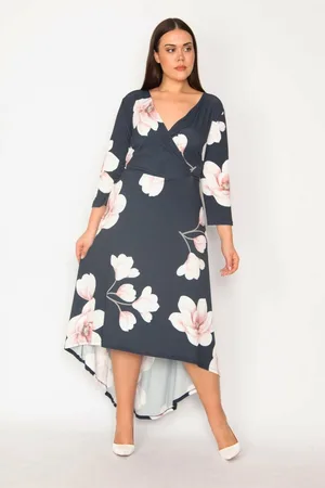 sans Plus Size Dress