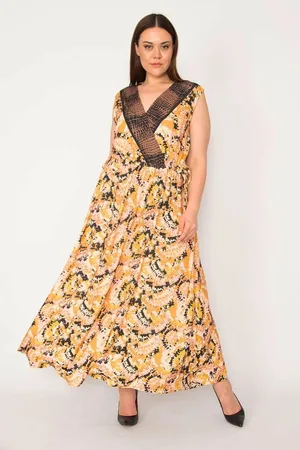 sans Plus Size Dress