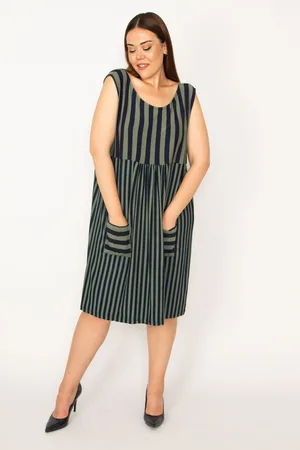 sans Plus Size Dress