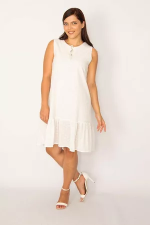 sans Plus Size Dress