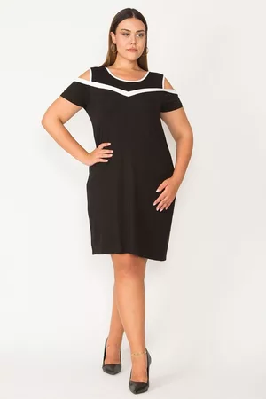 sans Plus Size Dress