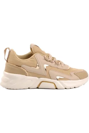 Dunlop Sports Shoes