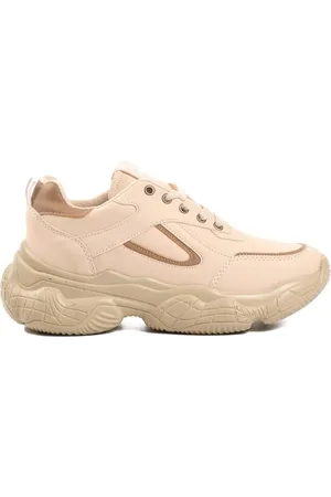 Dunlop Sports Shoes