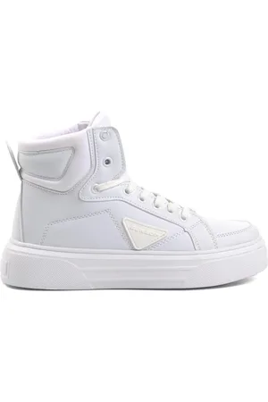 Dunlop Sports Shoes
