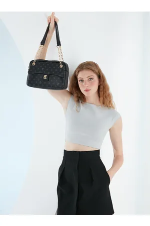 Pierre Cardin Shoulder Bags