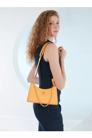 Pierre Cardin Shoulder Bags