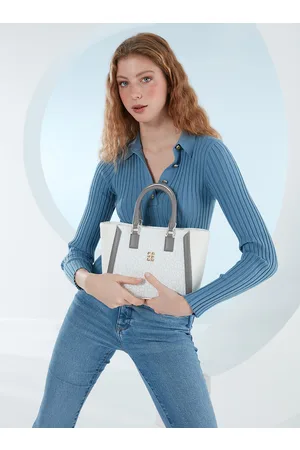Pierre Cardin Shoulder Bags
