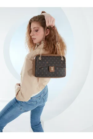 Pierre Cardin Shoulder Bags