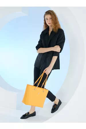 Pierre Cardin Shoulder Bags