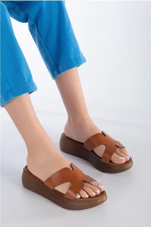 NEW Flip Flops / Sandals Women's Size 5-6 ♢ Red White Brown