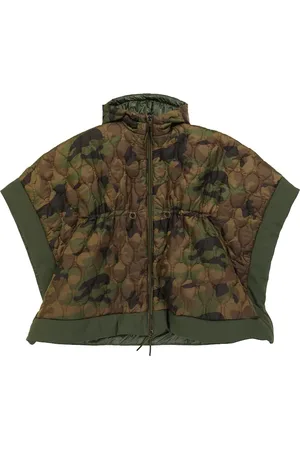 Il gufo Hooded camouflage cape