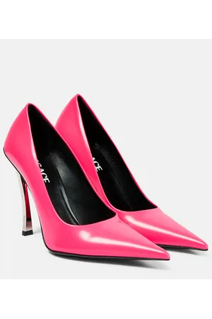 Hot store pink pumps