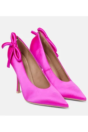 Hot pink 2024 high heels