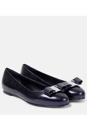 Ferragamo Varina woven ballet flats for Women - Black in UAE