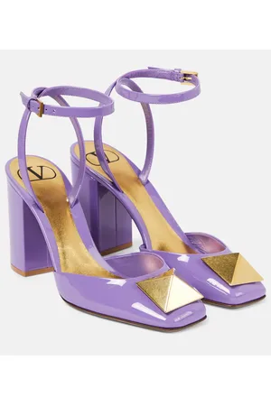 VALENTINO GARAVANI One Stud patent leather pumps