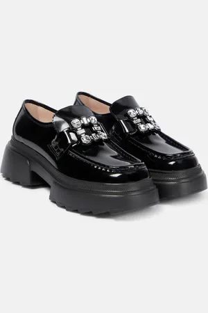 Roger Vivier Wallaviv strass buckle patent leather loafers