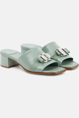 Salvatore Ferragamo Vilna bow-detail leather mules