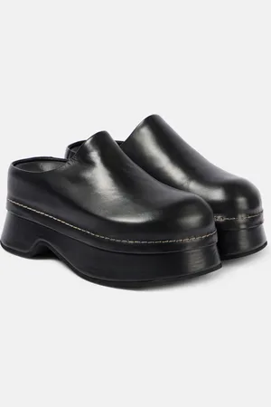 Alexander McQueen Stone leather platform mules