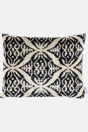 Les-Ottomans Velvet cushion