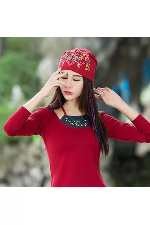 Newchic Women Ethnic Embroidery Cotton Beanie Hat