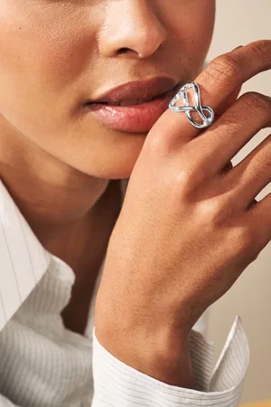 Next Tone Twist Ring