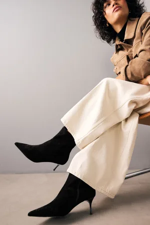 Next Suede Forever Comfort Pointed Toe Skinny Heeled Ankle Boots
