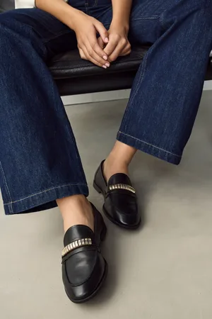 Next Standard Fit Forever Comfort Leather Chain Detail Slim Loafers