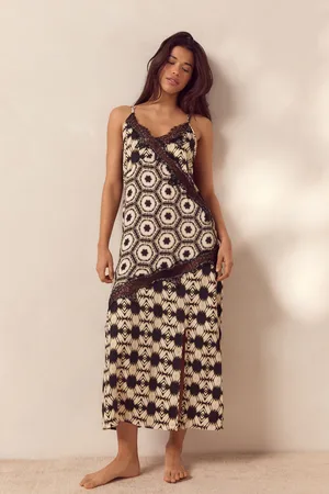 Next Monochrome Geo Lace Slip