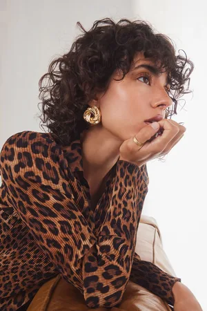 Next Tone Statement Swirl Button Earrings