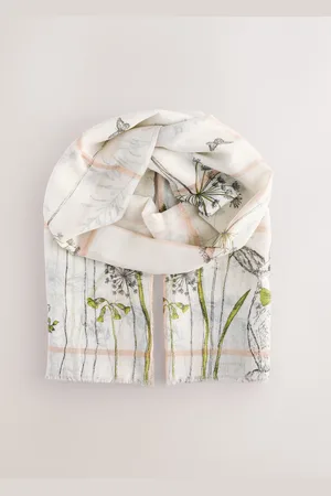 Next Bunny Motif Lightweight Scarf
