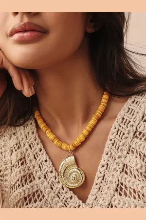 Next Tone Shell Yellow Beaded Necklace